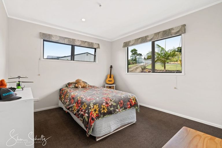 Photo of property in 20 Matai Drive, Maungaturoto, 0520