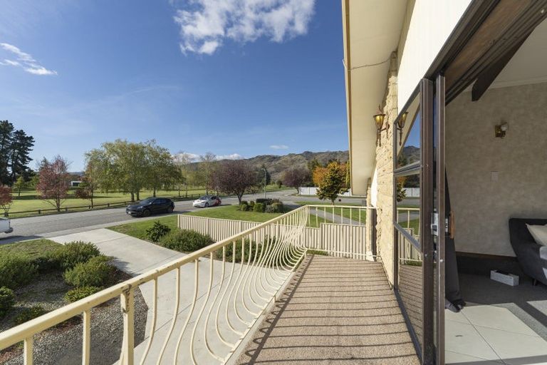 Photo of property in 66 Neplusultra Street, Cromwell, 9310