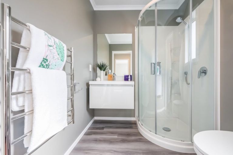 Photo of property in 347a Waiwhetu Road, Fairfield, Lower Hutt, 5011