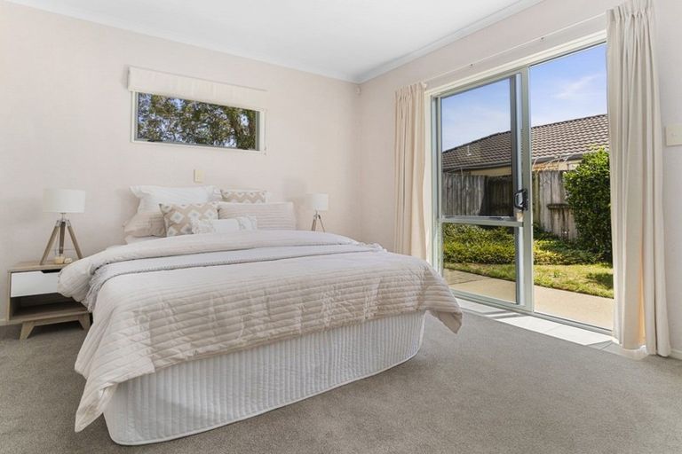 Photo of property in 14 Mcleod Place, Papamoa Beach, Papamoa, 3118