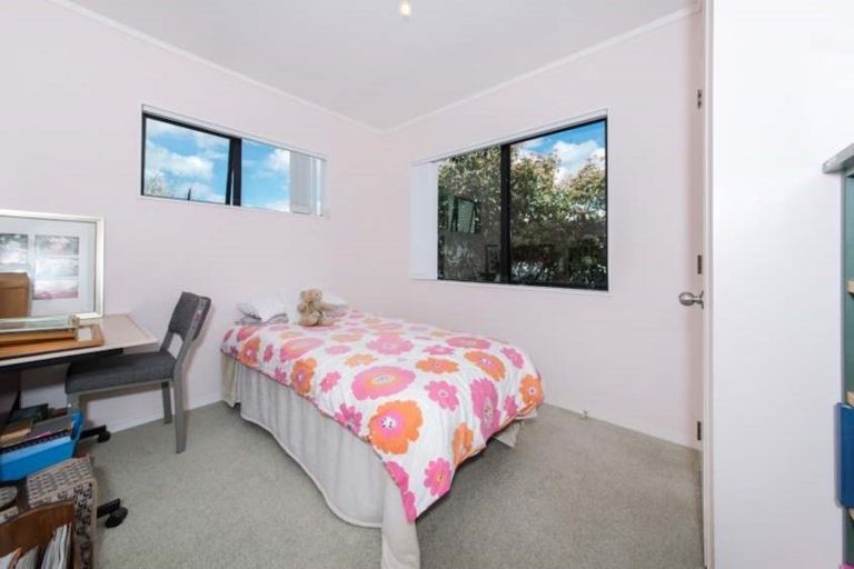 Photo of property in 1/22 Strid Road, Te Atatu South, Auckland, 0610