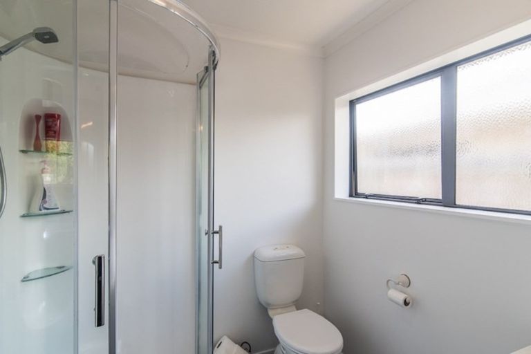 Photo of property in 92 Weggery Drive, Waikanae Beach, Waikanae, 5036