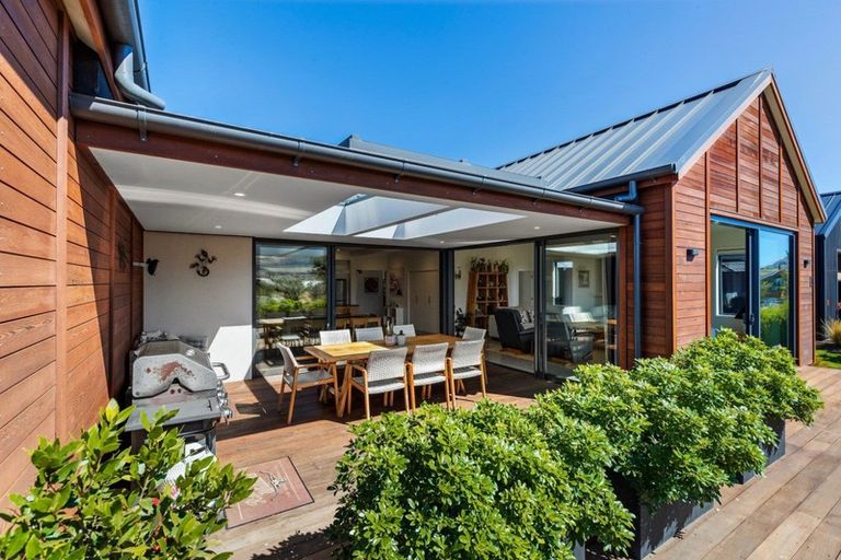 Photo of property in 5 Kerrera Lane, Jacks Point, Queenstown, 9371