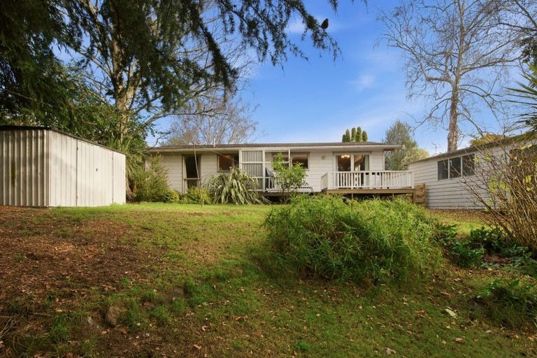 Photo of property in 4 Irwin Place, Kinloch, Taupo, 3377