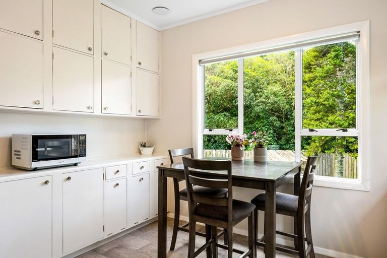 Photo of property in 52 The Drive, Tawa, Wellington, 5028