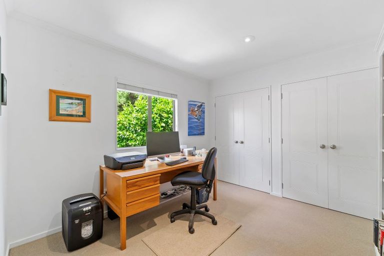 Photo of property in 15 Whale Cove, Stanmore Bay, Whangaparaoa, 0932