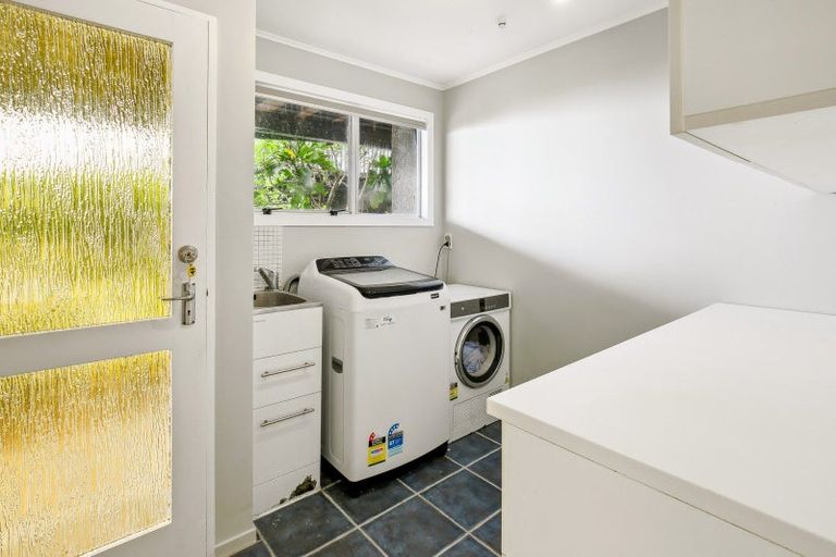 Photo of property in 184 Buckley Road, Southgate, Wellington, 6023