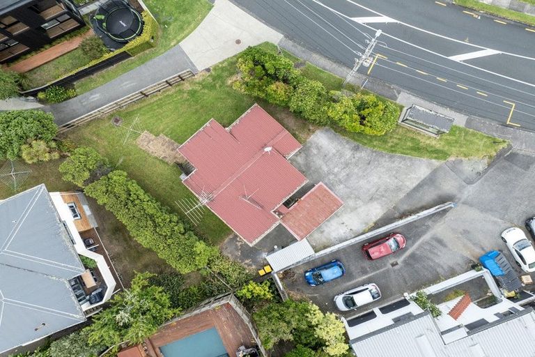 Photo of property in 319 Beach Road, Campbells Bay, Auckland, 0630