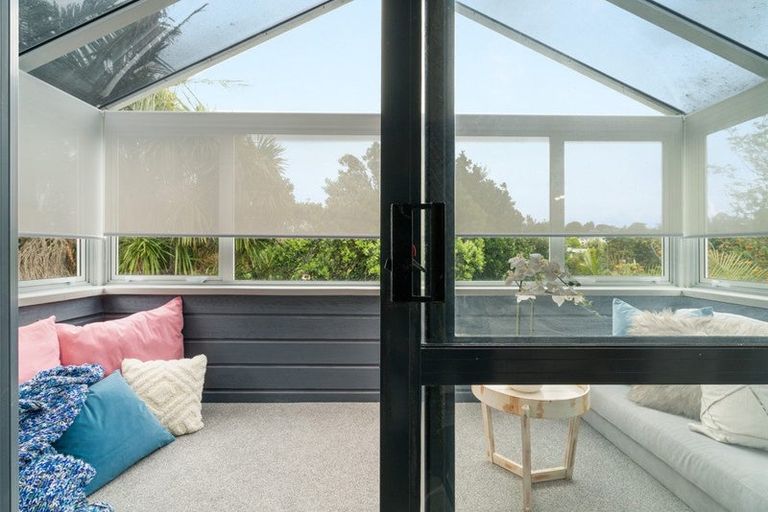 Photo of property in 2/51 John Gill Road, Shelly Park, Auckland, 2014