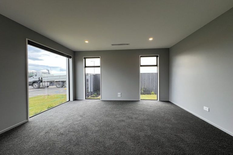 Photo of property in 119 Skibbereen Drive, Halswell, 8025