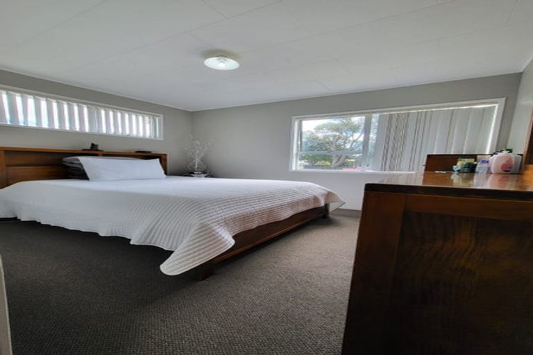 Photo of property in 58 Sharland Avenue, Manurewa, Auckland, 2102