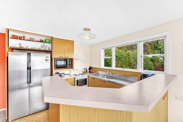 Photo of property in 202 Rata Street, Naenae, Lower Hutt, 5011