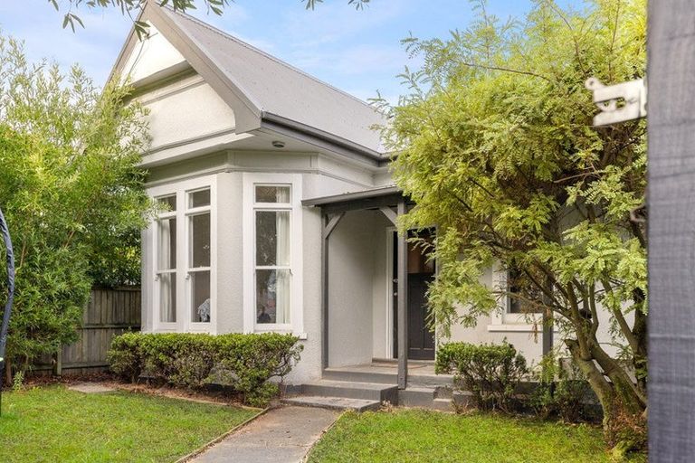 Photo of property in 107 Cranford Street, St Albans, Christchurch, 8014