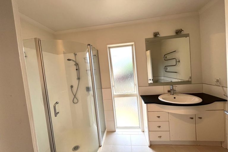 Photo of property in 12 Mander Place, Bucklands Beach, Auckland, 2012