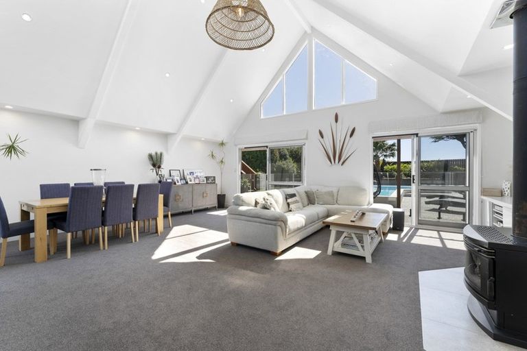 Photo of property in 37 Callender Terrace, Paraparaumu Beach, Paraparaumu, 5032