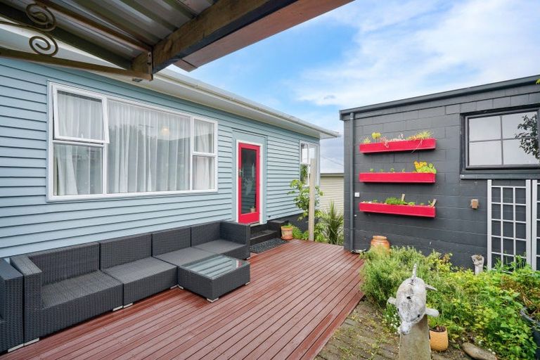 Photo of property in 23 Osborne Street, Riverton/aparima, Riverton, 9822