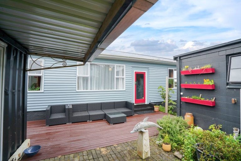 Photo of property in 23 Osborne Street, Riverton/aparima, Riverton, 9822