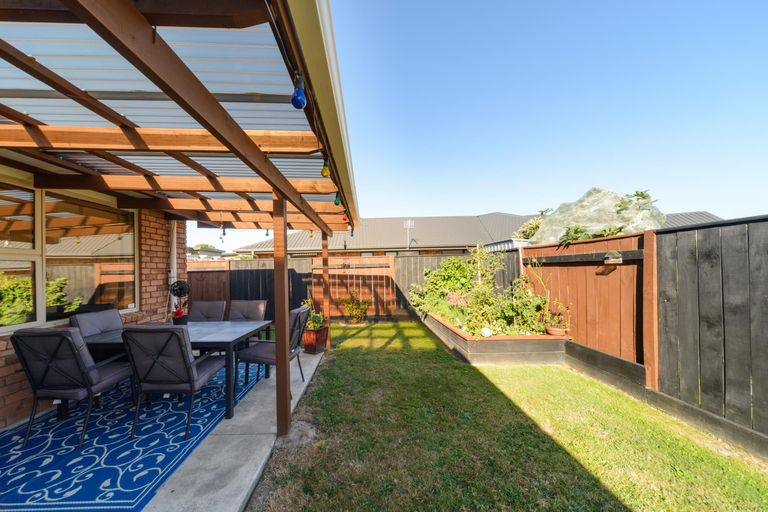 Photo of property in 7 Angelina Way, Kelvin Grove, Palmerston North, 4414