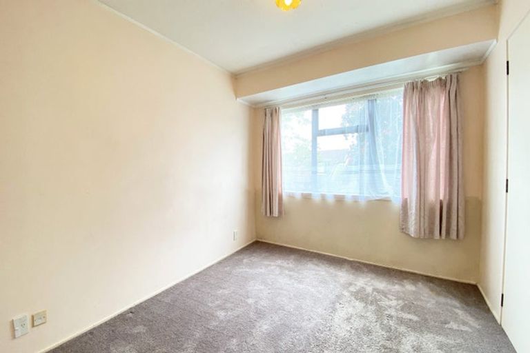 Photo of property in 2/79 Aberfeldy Avenue, Highland Park, Auckland, 2010