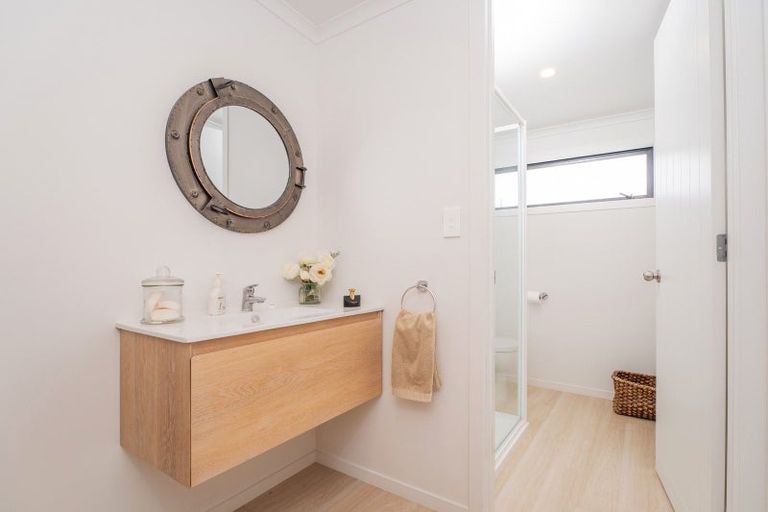 Photo of property in 111 Benjamin Place, Matarangi, Whitianga, 3592