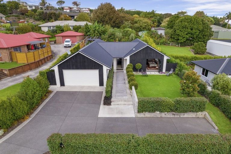 Photo of property in 4 Mckenna Lane, Omokoroa, 3114