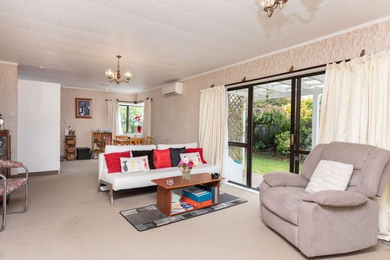 Photo of property in 11b Waterloo Street, Dannevirke, 4930