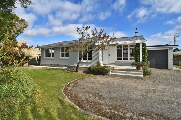 Photo of property in 27 Greenwood Close, Mairehau, Christchurch, 8013