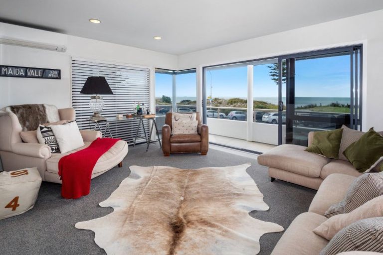 Photo of property in 1/156 Marine Parade, Mount Maunganui, 3116