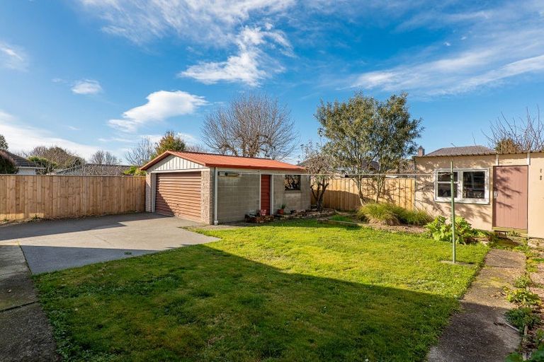 Photo of property in 43 Springbank Street, Bryndwr, Christchurch, 8053