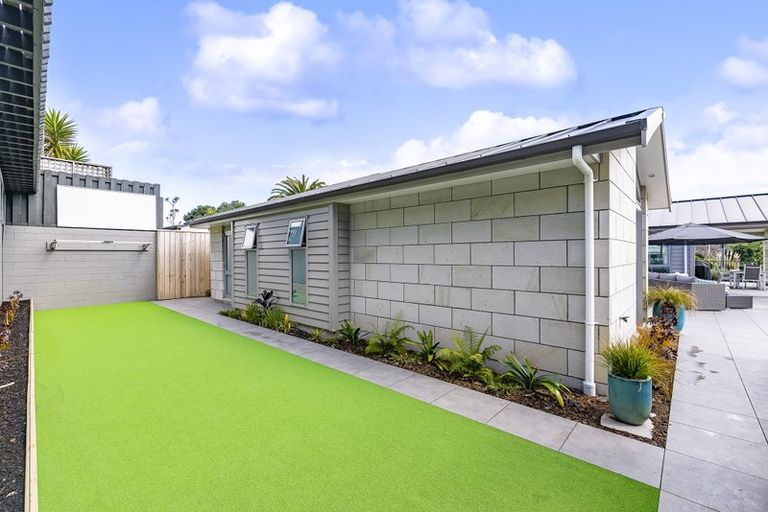 Photo of property in 118 Rosetta Road, Raumati South, Paraparaumu, 5032