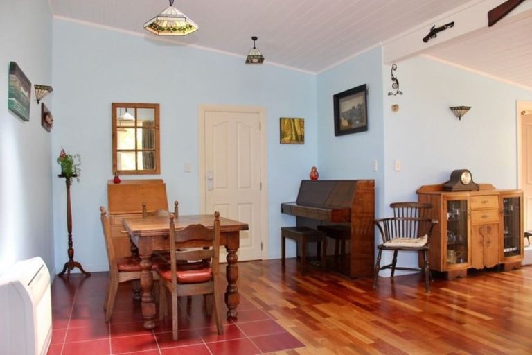 Photo of property in 152 Moewai Road, Whitianga, 3591