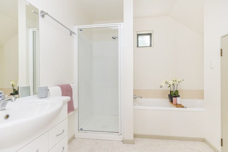 Photo of property in 9c Tavistock Road, Melrose, Wellington, 6023