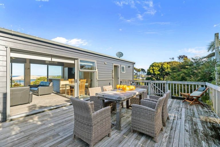 Photo of property in 36 Moir Point Road, Mangawhai Heads, Mangawhai, 0505