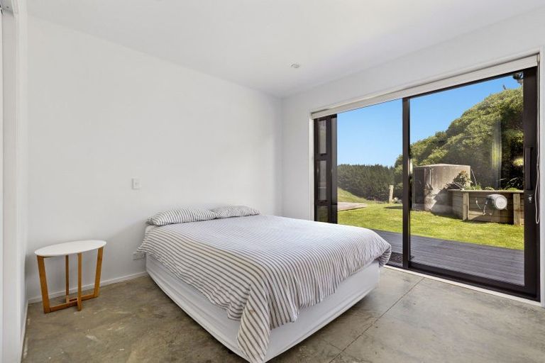 Photo of property in 35 Tama Road, Riversdale Beach, Masterton, 5872