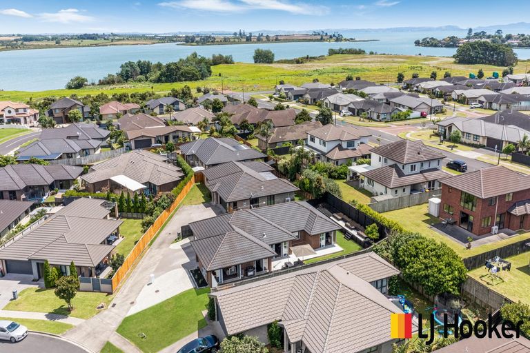 Photo of property in 39 Sunningdale Street, Wattle Downs, Auckland, 2103