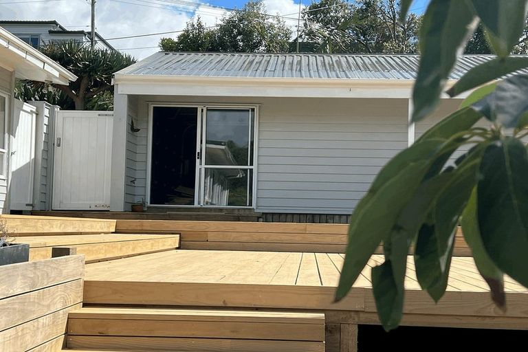 Photo of property in 65 Hebron Road, Waiake, Auckland, 0630