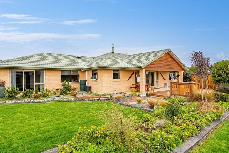 Photo of property in 24 Mill Grove, Clareville, Carterton, 5713