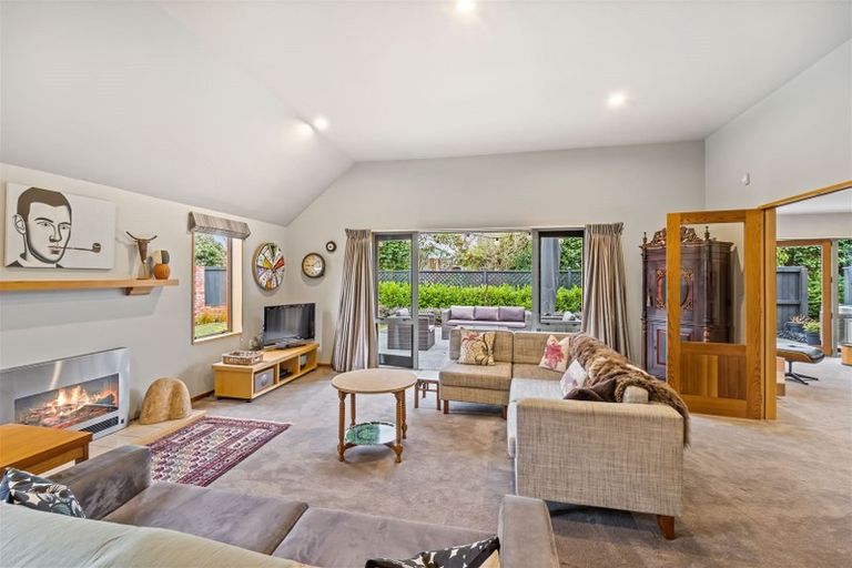 Photo of property in 53b Garreg Road, Bryndwr, Christchurch, 8052