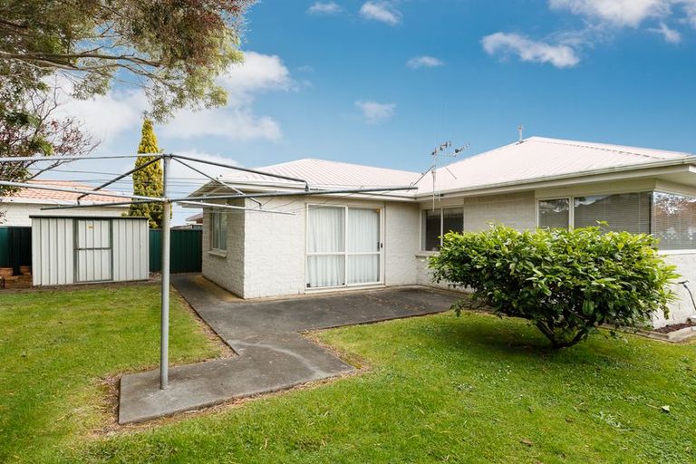 Photo of property in 3 Fairs Road, Milson, Palmerston North, 4414