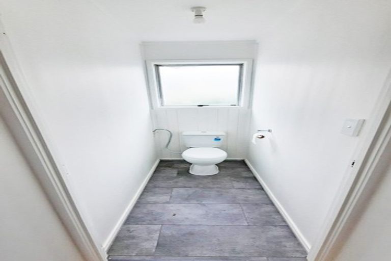 Photo of property in 56 Tabitha Crescent, Henderson, Auckland, 0612