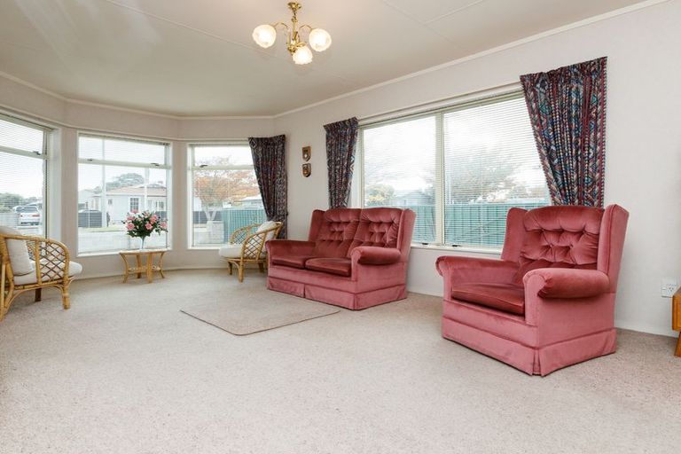 Photo of property in 3 Fairs Road, Milson, Palmerston North, 4414