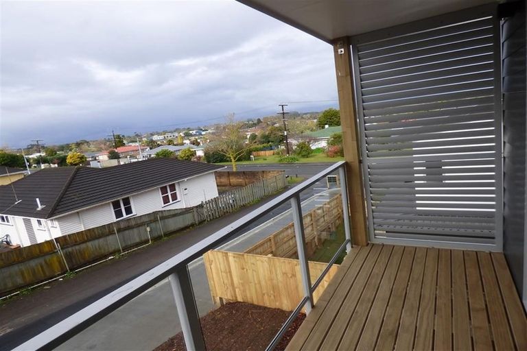 Photo of property in 3/120 Mahoe Street, Melville, Hamilton, 3206