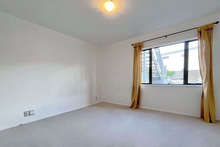 Photo of property in The Grange, 87/92 Bush Road, Albany, Auckland, 0632