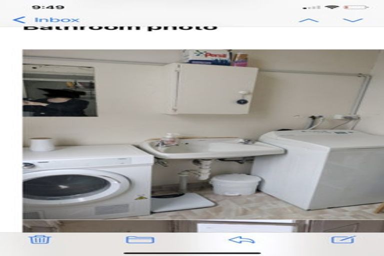 Photo of property in 8a Clermont Terrace, Kelburn, Wellington, 6012