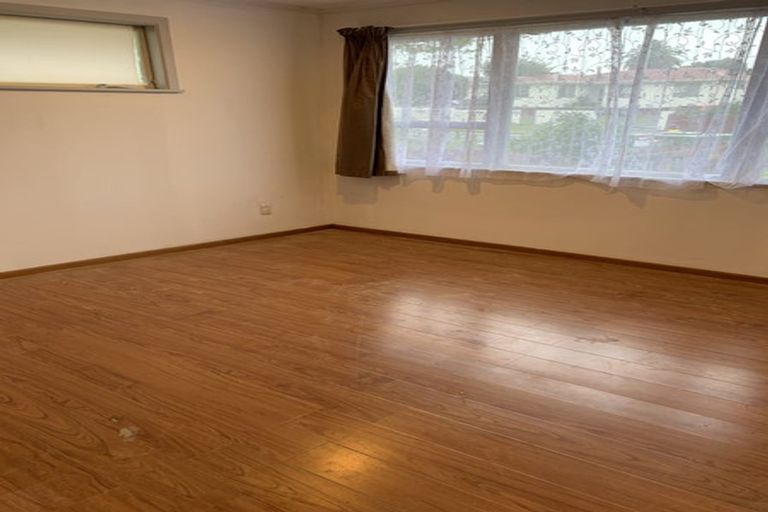 Photo of property in 22 Orly Avenue, Mangere, Auckland, 2022