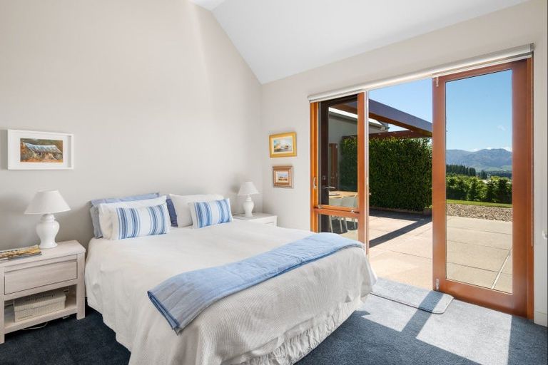 Photo of property in 11 Elderberry Crescent, Wanaka, 9305