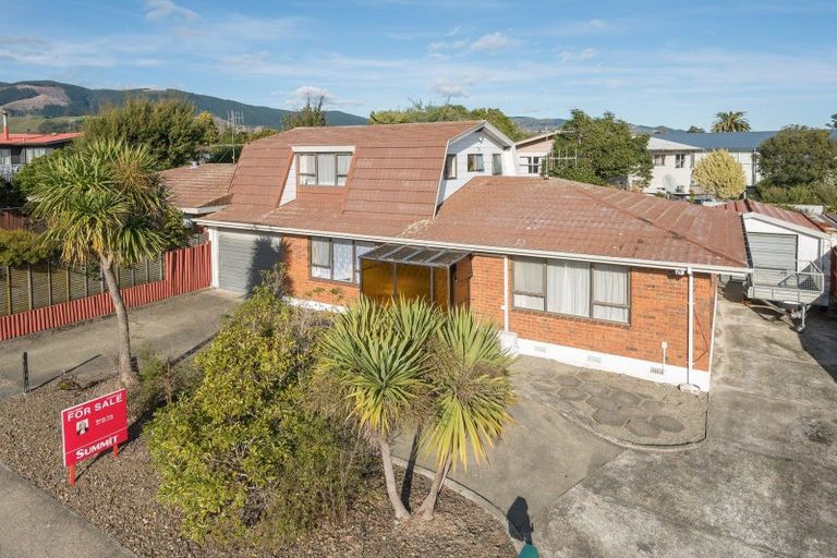 Photo of property in 2/3 Exeter Street, Stoke, Nelson, 7011