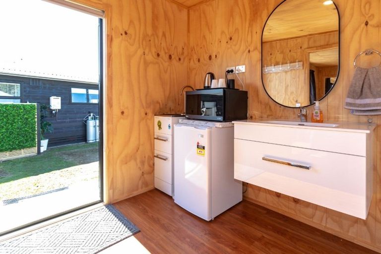 Photo of property in 105 Chartwell Avenue, Whangamata, 3620