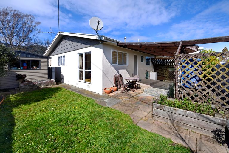 Photo of property in 11 Manson Avenue, Stoke, Nelson, 7011