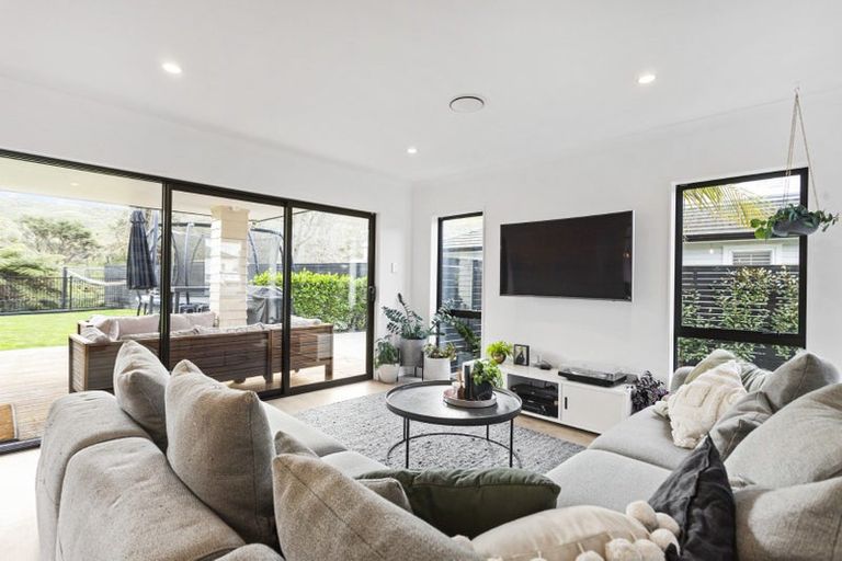 Photo of property in 29 Wautaiti Drive, Riverhead, 0820